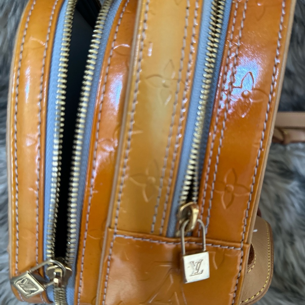 Authentic Louis Vuitton Vernis Murray Backpack Yellow - Picture 6 of 16